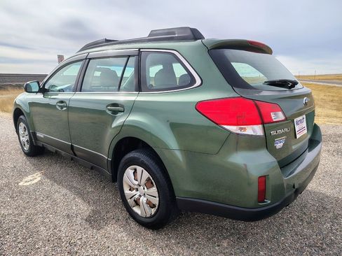Used 2012 Subaru Outback 2.5i image 3