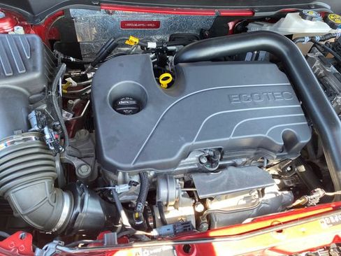 Certified 2024 Chevrolet Equinox RS w/ LPO, Floor Liner Package FWD image 21