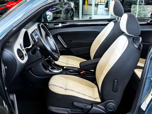 Used 2018 Volkswagen Beetle 2.0T image 28