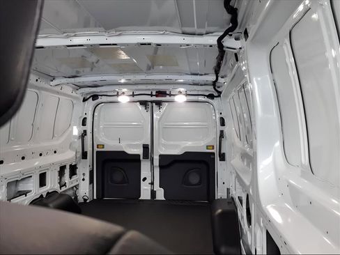 New 2025 Ford Transit 350 148 Low Roof RWD image 21