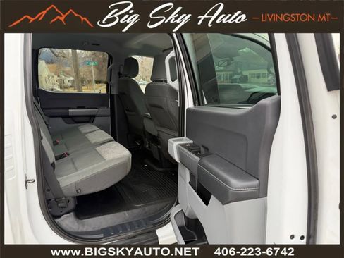 Used 2023 Ford F250 XLT w/ FX4 Off-Road Package image 23