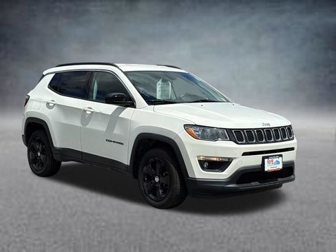 Used 2019 Jeep Compass Latitude AWD/4WD image 8