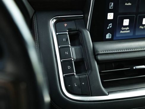 Used 2022 Chevrolet Tahoe High Country AWD/4WD image 37