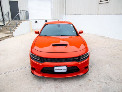 Used 2022 Dodge Charger R/T w/ Performance Handling Group RWD image 6