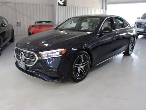 Used 2025 Mercedes-Benz E 450 4MATIC Sedan w/ Driver Assistance Package image 37