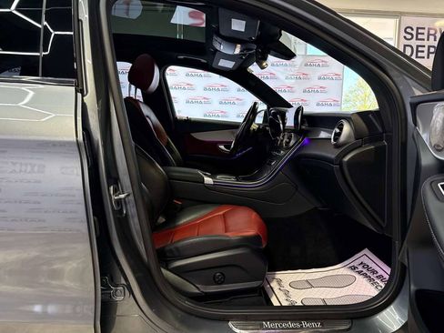 Used 2021 Mercedes-Benz GLC 300 4MATIC w/ AMG Line image 50