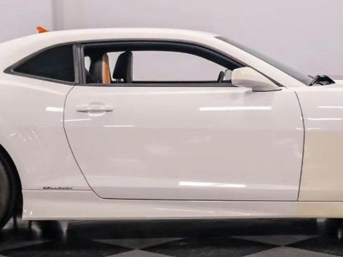 Used 2011 Chevrolet Camaro SS w/ RS Package image 2