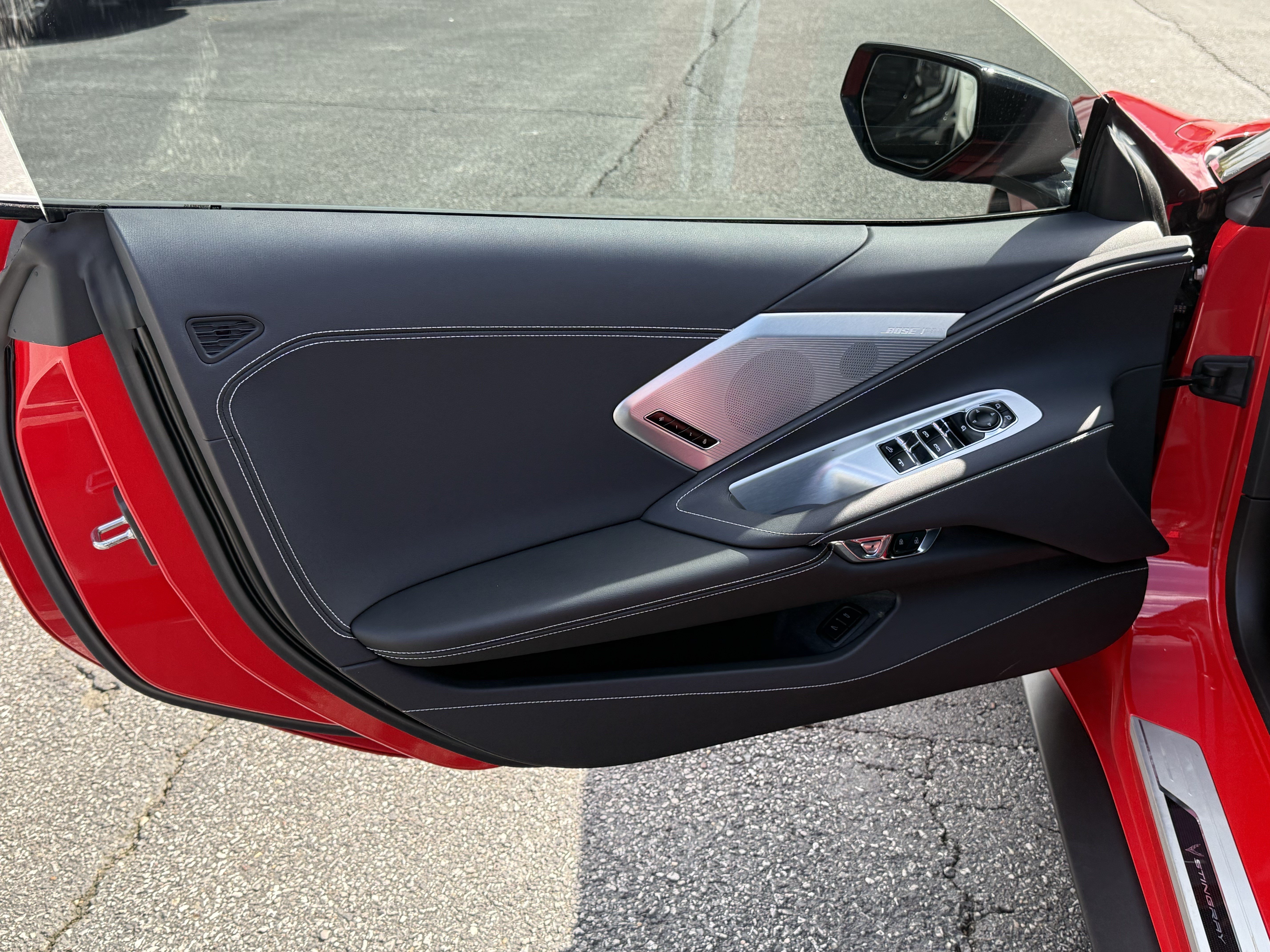 Used 2024 Chevrolet Corvette Stingray Preferred Conv w/ Z51 Performance Package RWD image 14