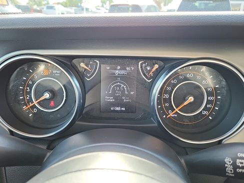 Used 2020 Jeep Wrangler Sport image 18