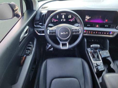 Certified 2023 Kia Sportage EX FWD image 9