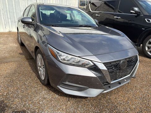 Used 2021 Nissan Sentra S FWD image 2