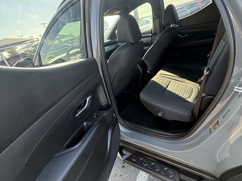 Used 2023 Hyundai Santa Cruz Night image 10