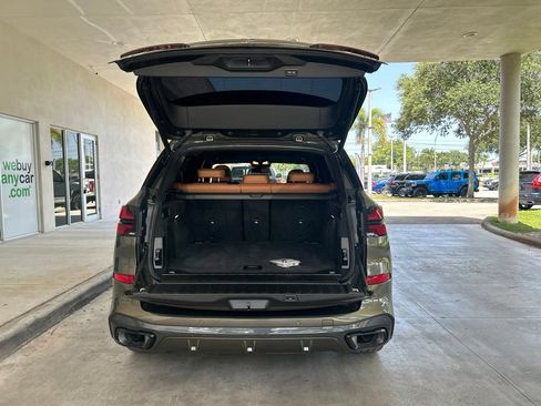 Used 2025 BMW X5 sDrive40i w/ M Sport Package RWD image 39