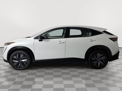 Used 2024 Nissan Ariya FWD image 5