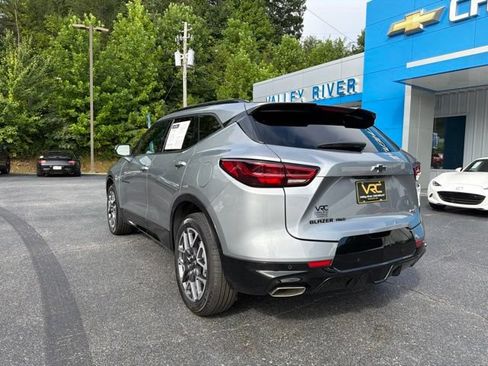 Used 2025 Chevrolet Blazer RS AWD/4WD image 7
