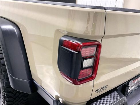 Used 2022 Jeep Gladiator Mojave w/ LED Lighting Group AWD/4WD image 29