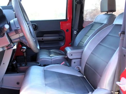 Used 2009 Jeep Wrangler X AWD/4WD image 10