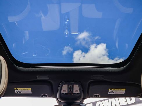 Used 2026 Volvo XC60 B5 Plus w/ Protection Package Premier image 18