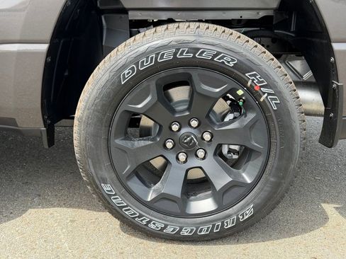 New 2026 RAM 1500 Express image 11