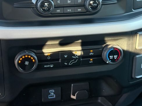 Used 2023 Ford F150 XLT image 23