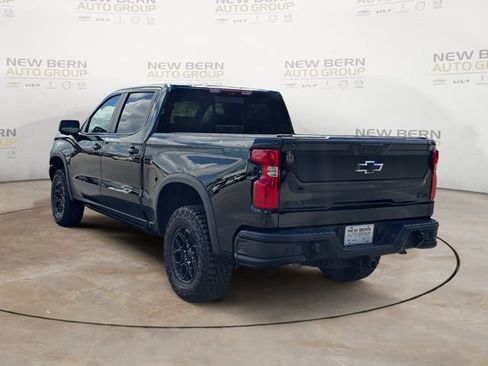 Used 2023 Chevrolet Silverado 1500 ZR2 w/ ZR2 Bison Edition AWD/4WD image 3