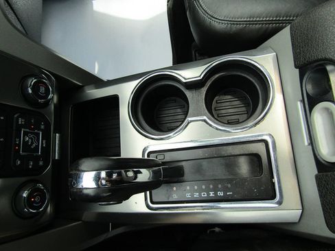 Used 2014 Ford F150 FX4 w/ Equipment Group 402A Luxury image 16