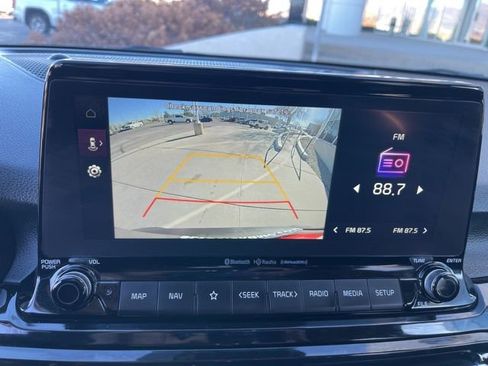 Used 2023 Kia Seltos EX image 11