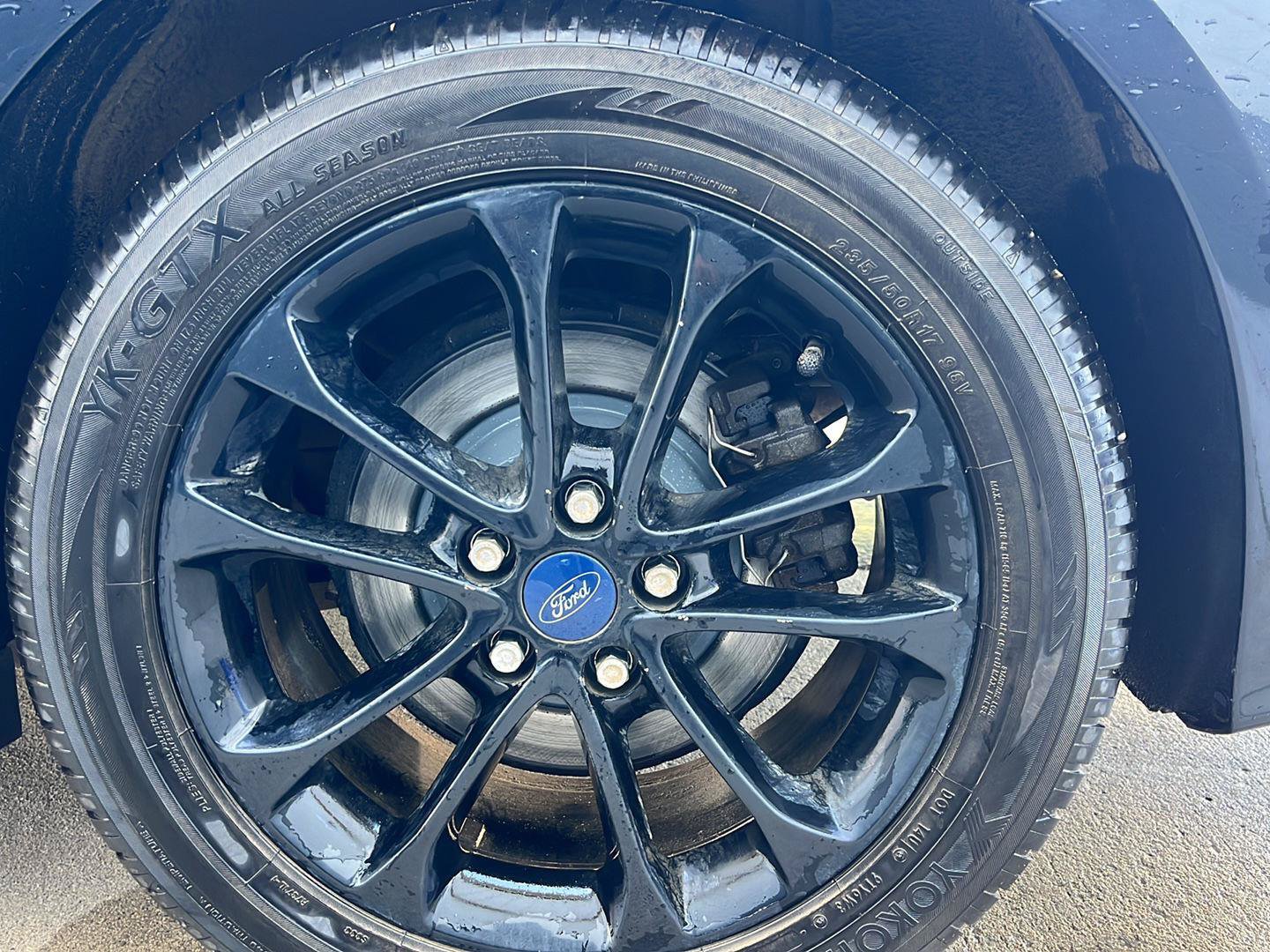 Used 2020 Ford Fusion SE FWD image 32