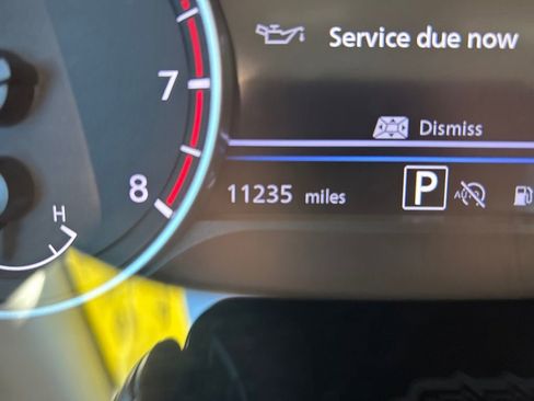 Used 2025 Nissan Sentra SV FWD image 1