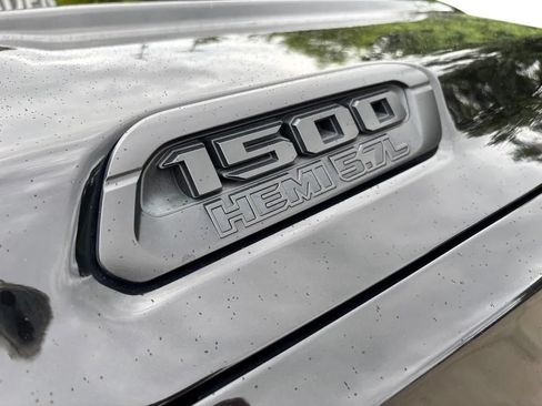 Used 2019 RAM 1500 Big Horn AWD/4WD image 10