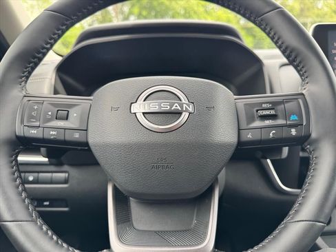 Certified 2025 Nissan Rogue SV AWD/4WD image 17