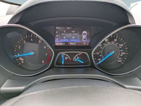 Used 2017 Ford Escape SE w/ Equipment Group 201A FWD image 33