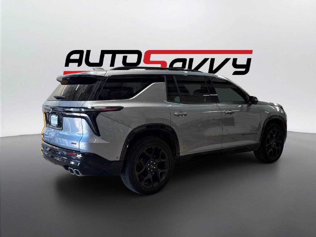 Used 2024 Chevrolet Traverse RS FWD image 5