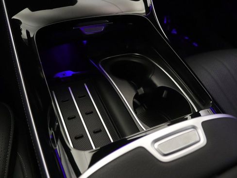 Certified 2022 Mercedes-Benz S 500 4MATIC image 18