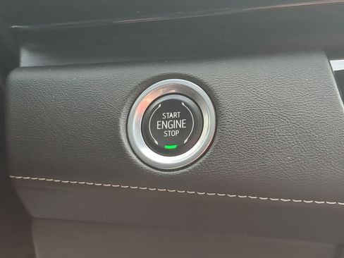 Certified 2021 Cadillac Escalade ESV Sport w/ Driver Assist Tech Package image 16