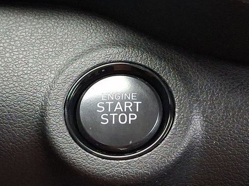 Certified 2023 Hyundai Venue Limited w/ Cargo Package image 23