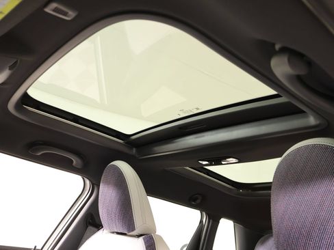 New 2026 MINI Cooper 4-Door Hardtop FWD image 14