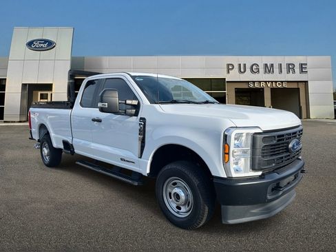 Used 2024 Ford F350 XL image 1