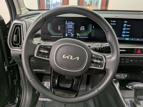 Used 2025 Kia Sorento X-Line EX image 18