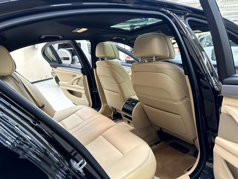 Used 2014 BMW 550i Sedan image 39