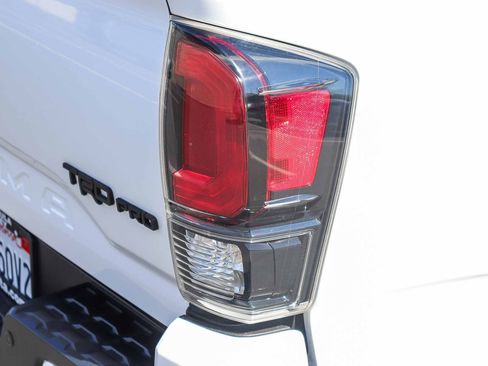 Used 2020 Toyota Tacoma TRD Pro AWD/4WD image 7