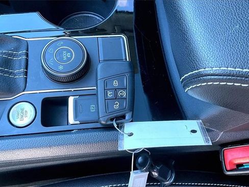 Used 2022 Volkswagen Atlas SE image 10