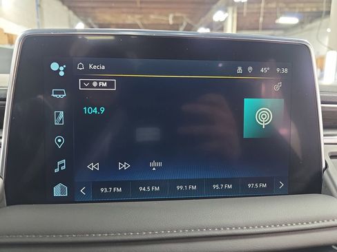 Used 2024 Chevrolet Tahoe Z71 w/ Off-Road Capability Package image 22