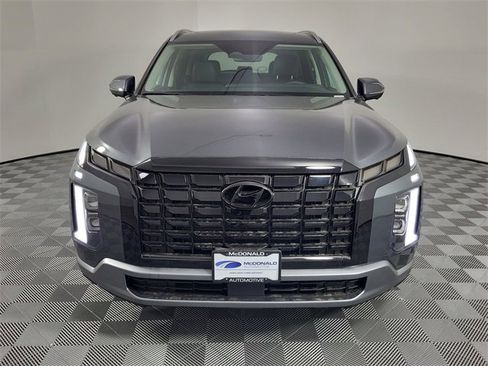 Certified 2025 Hyundai Palisade SEL image 13