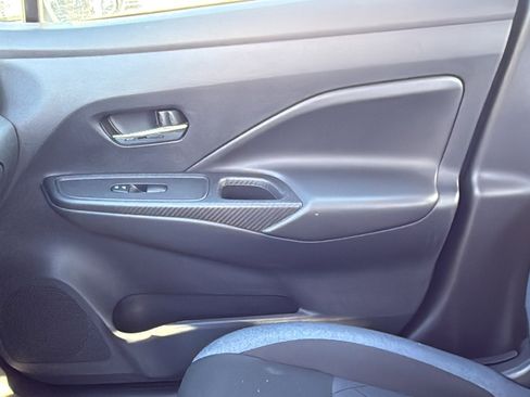 Certified 2023 Nissan Versa SV image 18