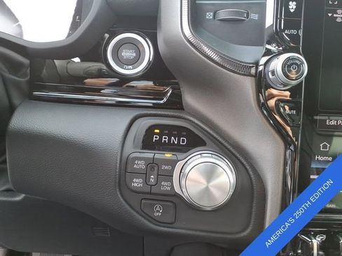 New 2026 RAM 1500 Laramie AWD/4WD image 22