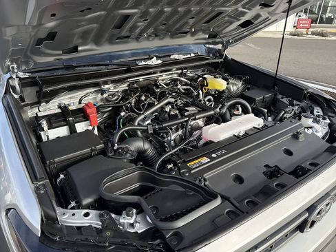 New 2026 Toyota 4Runner SR5 image 7