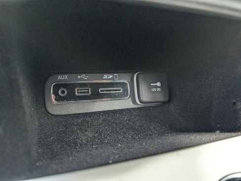 Used 2016 Jeep Grand Cherokee High Altitude image 18