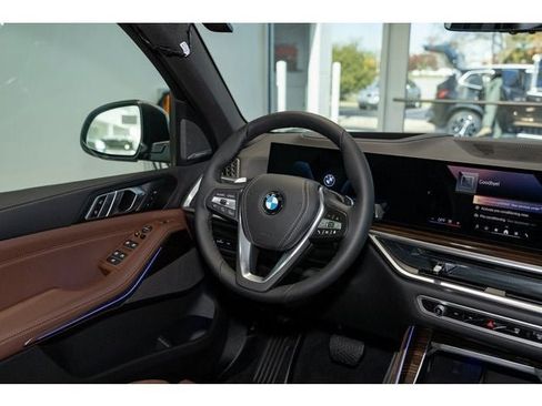 New 2026 BMW X5 xDrive40i w/ Premium Package image 81