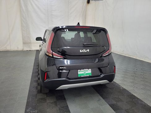 Used 2025 Kia Soul LX w/ LX Technology Package image 6